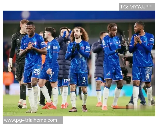 巴萨与切尔西友谊赛战平乌龙球瞬间引发全场热烈反响