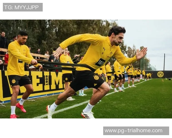 国王杯激战AC米兰与尤文图斯战成平局逆转瞬间点燃全场激情